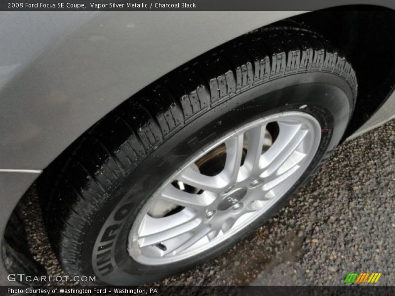 Vapor Silver Metallic / Charcoal Black 2008 Ford Focus SE Coupe
