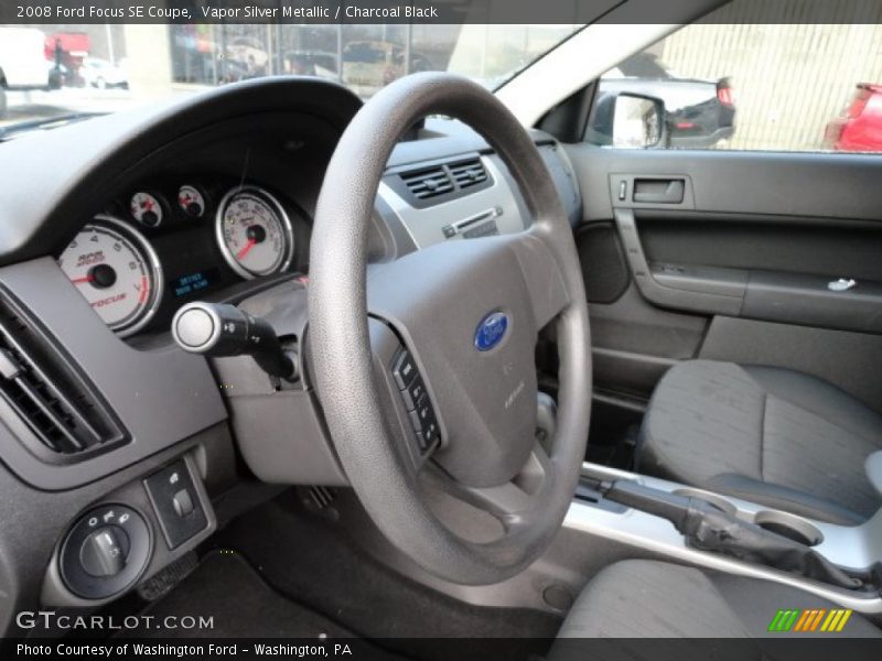 Vapor Silver Metallic / Charcoal Black 2008 Ford Focus SE Coupe