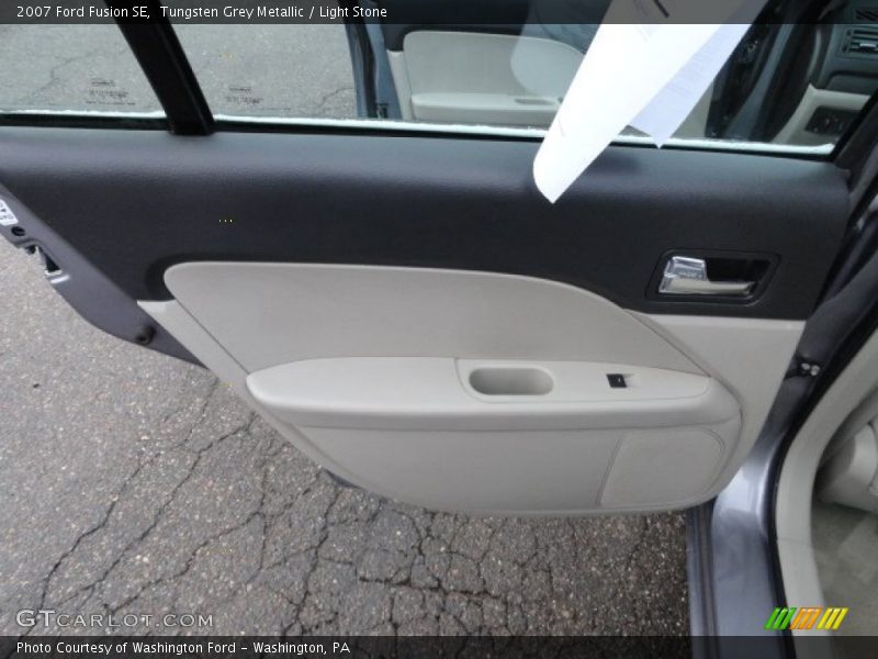 Tungsten Grey Metallic / Light Stone 2007 Ford Fusion SE