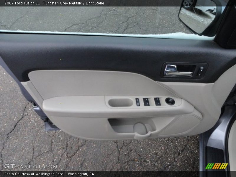 Tungsten Grey Metallic / Light Stone 2007 Ford Fusion SE