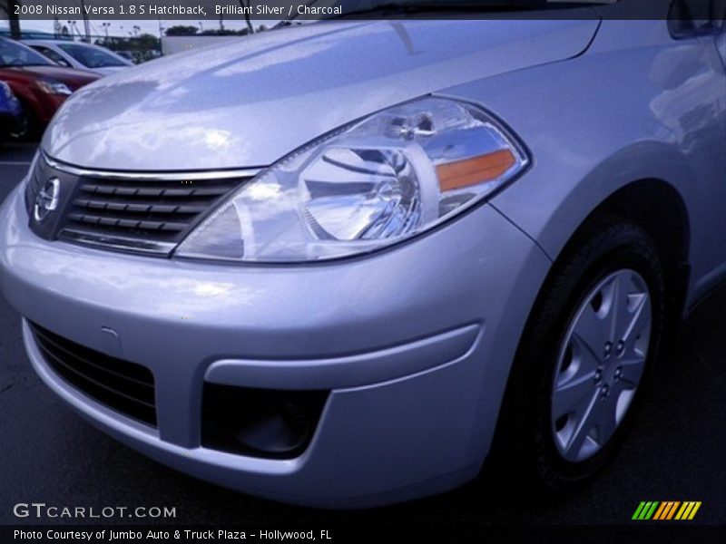 Brilliant Silver / Charcoal 2008 Nissan Versa 1.8 S Hatchback