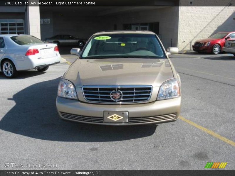 Light Cashmere / Shale 2005 Cadillac DeVille Sedan