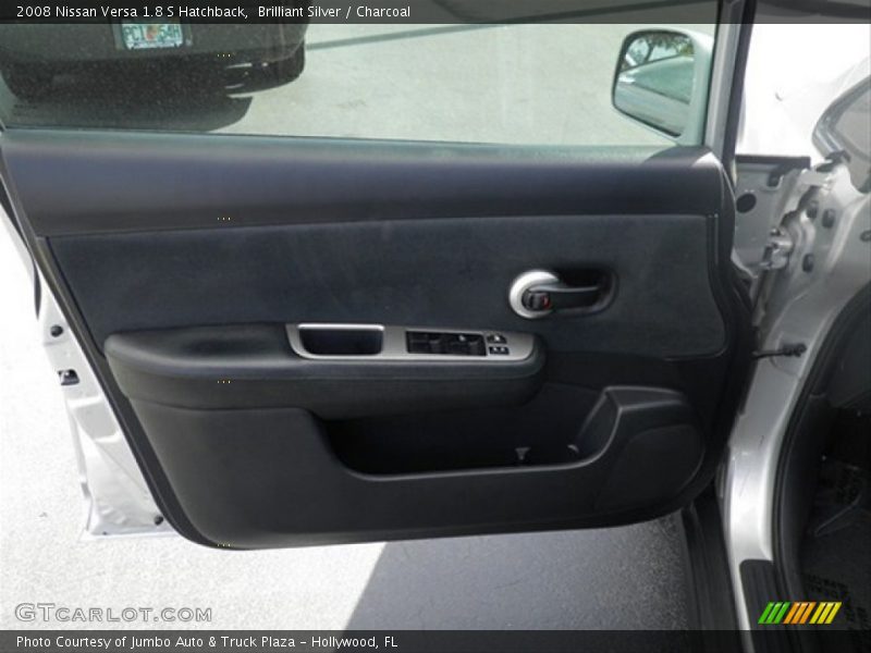 Brilliant Silver / Charcoal 2008 Nissan Versa 1.8 S Hatchback