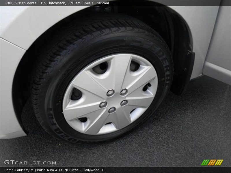 Brilliant Silver / Charcoal 2008 Nissan Versa 1.8 S Hatchback