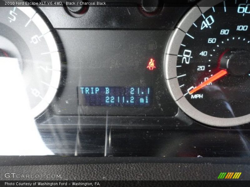 Black / Charcoal Black 2010 Ford Escape XLT V6 4WD