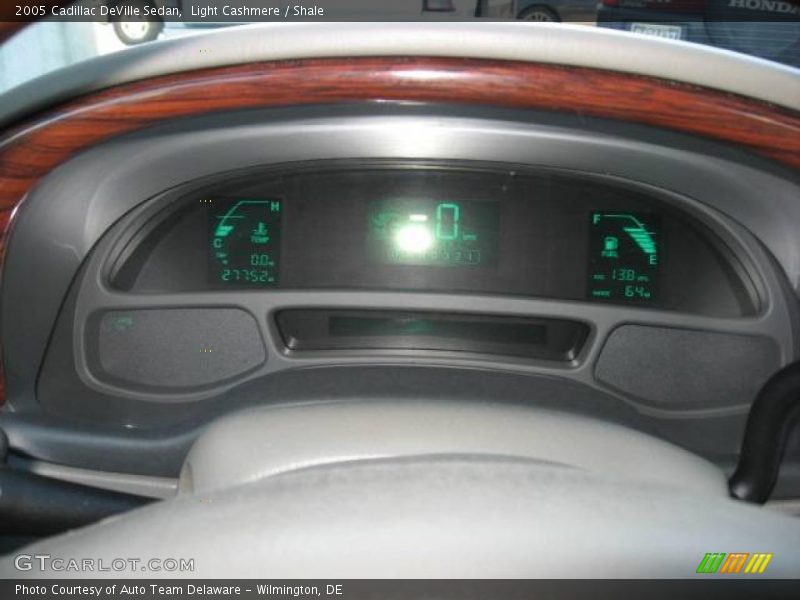 Light Cashmere / Shale 2005 Cadillac DeVille Sedan