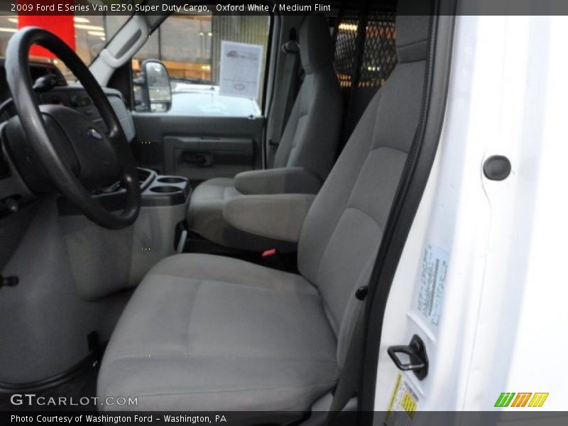 Oxford White / Medium Flint 2009 Ford E Series Van E250 Super Duty Cargo