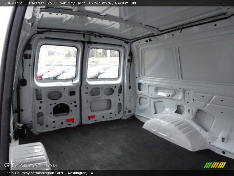 Oxford White / Medium Flint 2009 Ford E Series Van E250 Super Duty Cargo
