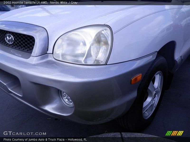 Nordic White / Gray 2002 Hyundai Santa Fe LX AWD