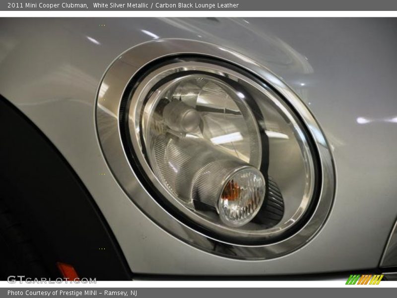 White Silver Metallic / Carbon Black Lounge Leather 2011 Mini Cooper Clubman