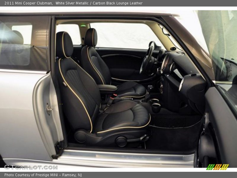 White Silver Metallic / Carbon Black Lounge Leather 2011 Mini Cooper Clubman