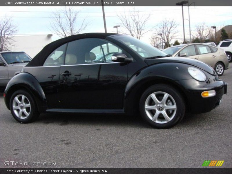 Uni Black / Cream Beige 2005 Volkswagen New Beetle GLS 1.8T Convertible