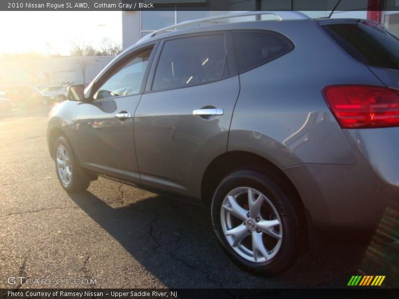 Gotham Gray / Black 2010 Nissan Rogue SL AWD