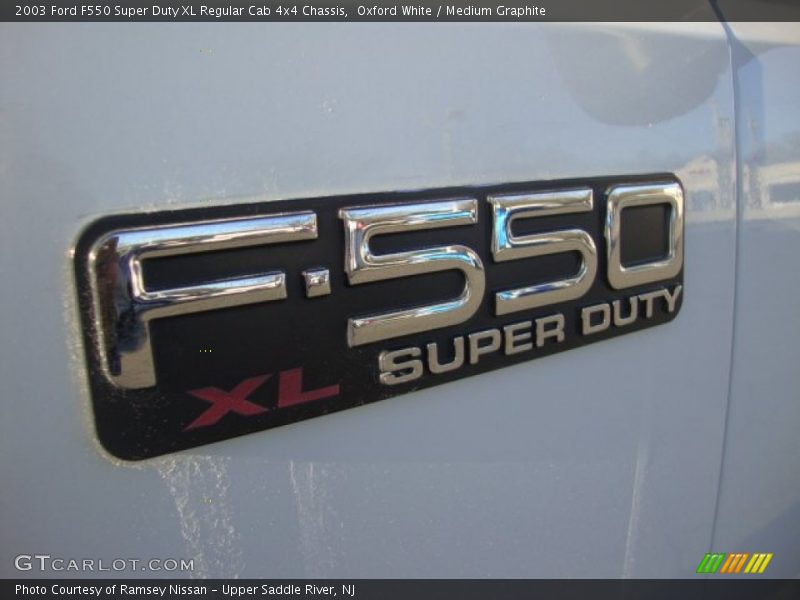  2003 F550 Super Duty XL Regular Cab 4x4 Chassis Logo