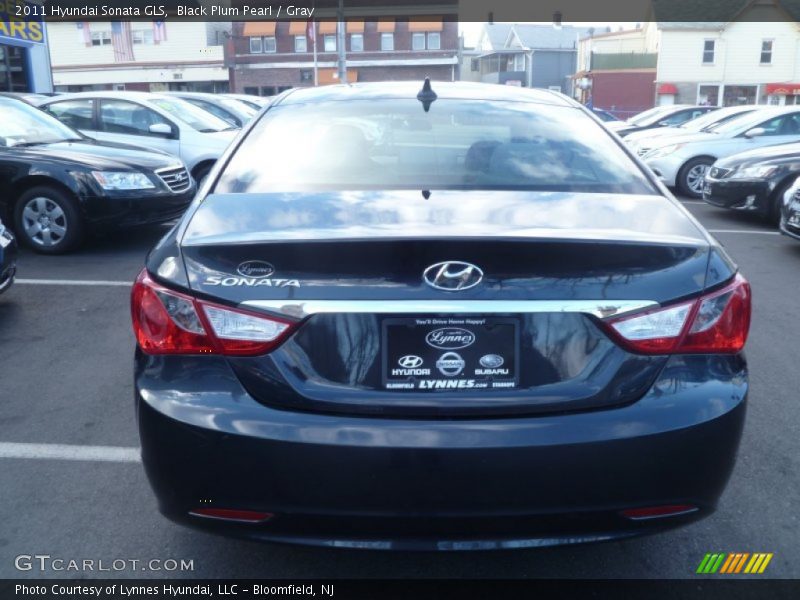 Black Plum Pearl / Gray 2011 Hyundai Sonata GLS