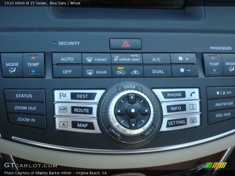 Controls of 2010 M 35 Sedan