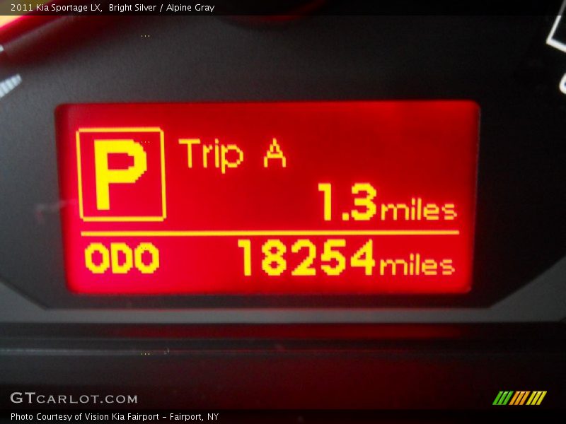 Bright Silver / Alpine Gray 2011 Kia Sportage LX