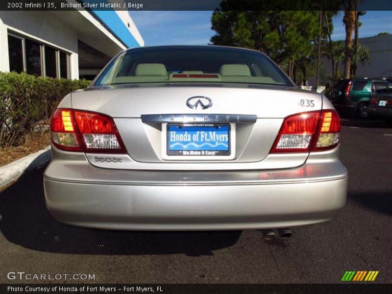 Brilliant Silver Metallic / Beige 2002 Infiniti I 35