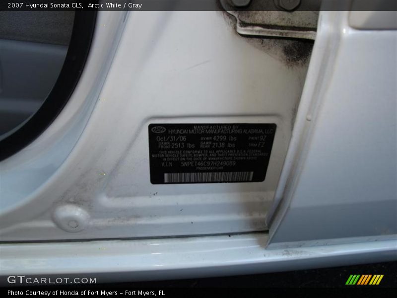 Arctic White / Gray 2007 Hyundai Sonata GLS