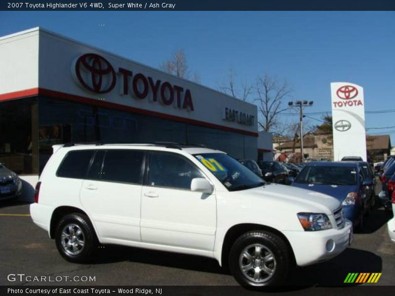 Super White / Ash Gray 2007 Toyota Highlander V6 4WD
