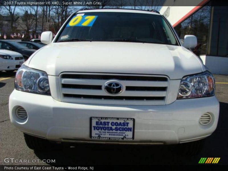 Super White / Ash Gray 2007 Toyota Highlander V6 4WD