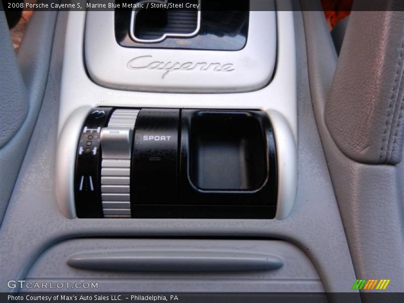 Controls of 2008 Cayenne S