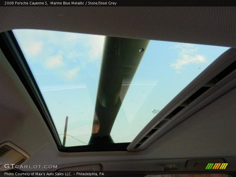 Sunroof of 2008 Cayenne S