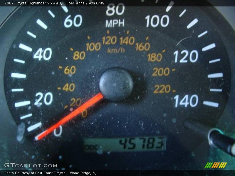 Super White / Ash Gray 2007 Toyota Highlander V6 4WD