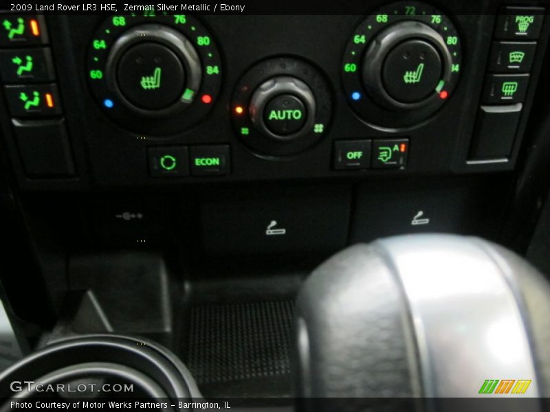 Zermatt Silver Metallic / Ebony 2009 Land Rover LR3 HSE