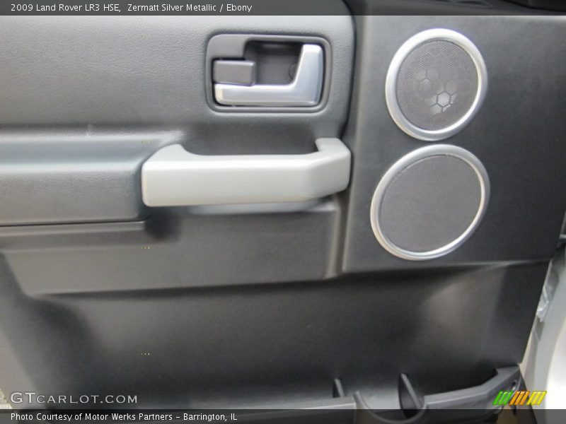 Zermatt Silver Metallic / Ebony 2009 Land Rover LR3 HSE