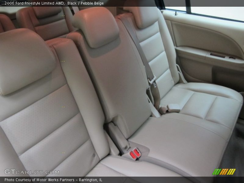 Black / Pebble Beige 2006 Ford Freestyle Limited AWD