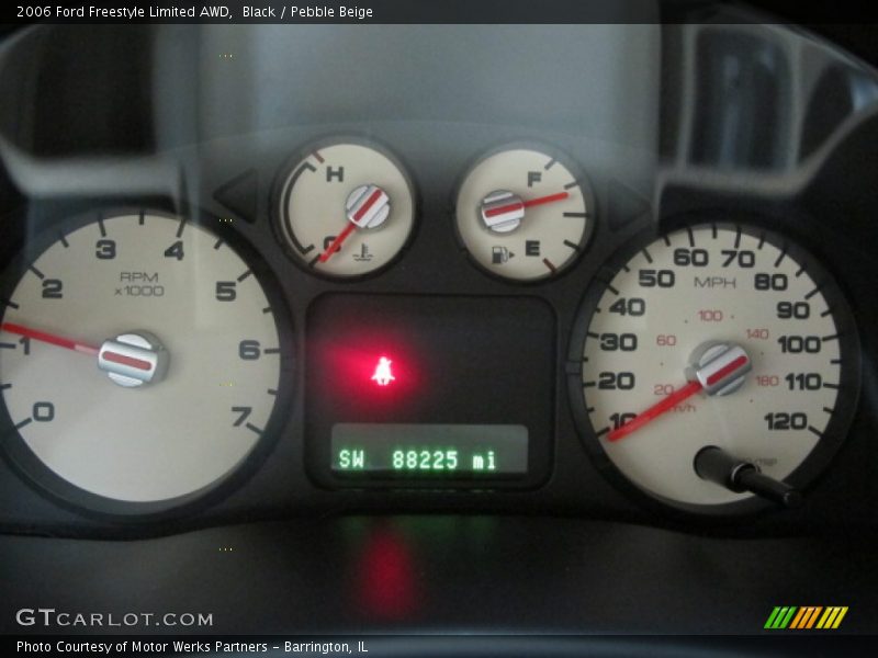 Black / Pebble Beige 2006 Ford Freestyle Limited AWD