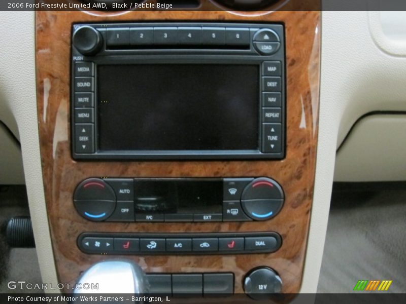 Black / Pebble Beige 2006 Ford Freestyle Limited AWD