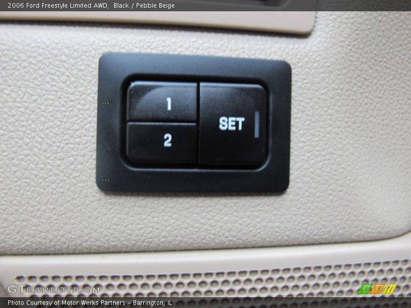 Black / Pebble Beige 2006 Ford Freestyle Limited AWD