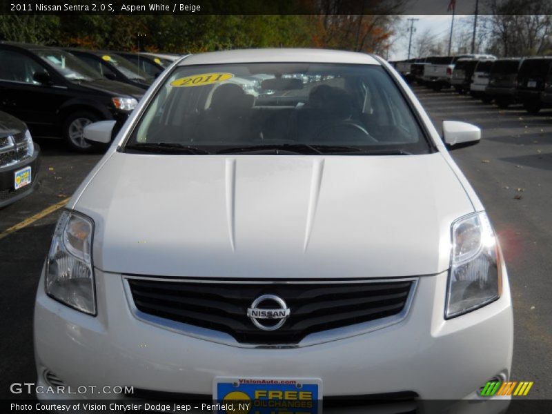 Aspen White / Beige 2011 Nissan Sentra 2.0 S