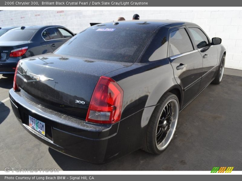 Brilliant Black Crystal Pearl / Dark Slate Gray/Light Graystone 2006 Chrysler 300