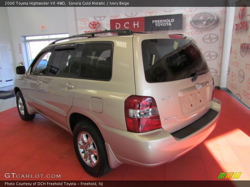 Sonora Gold Metallic / Ivory Beige 2006 Toyota Highlander V6 4WD