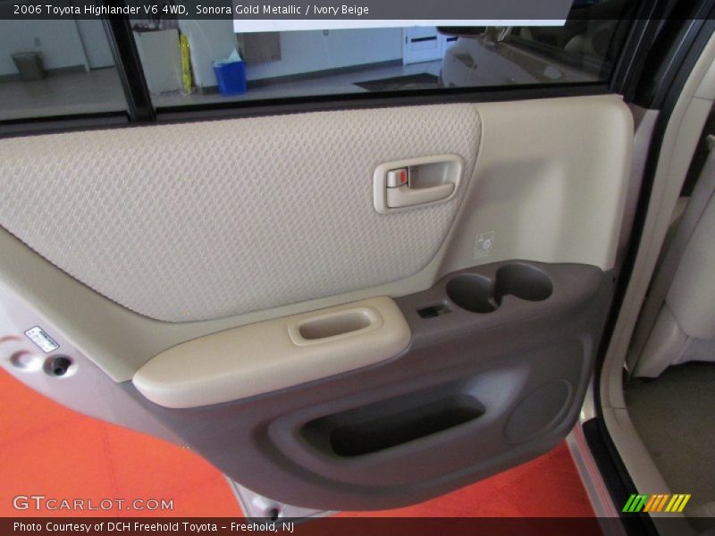 Sonora Gold Metallic / Ivory Beige 2006 Toyota Highlander V6 4WD