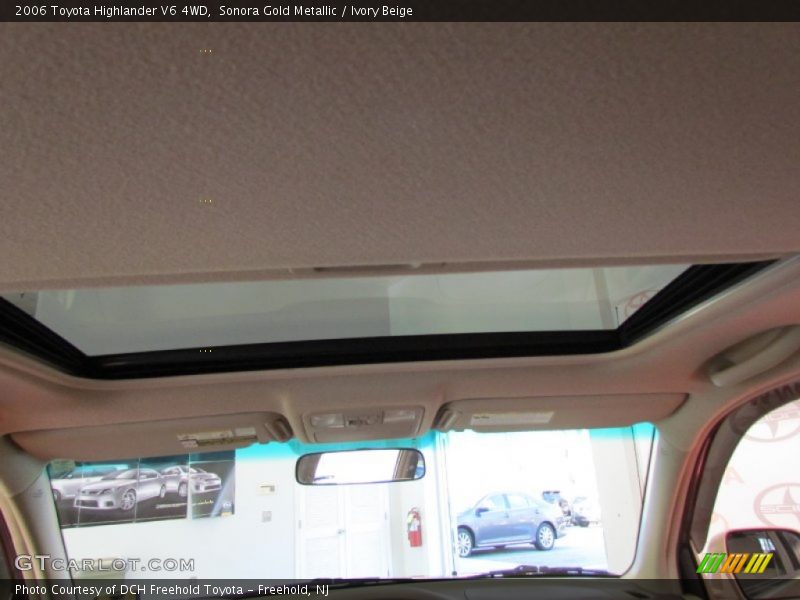 Sonora Gold Metallic / Ivory Beige 2006 Toyota Highlander V6 4WD