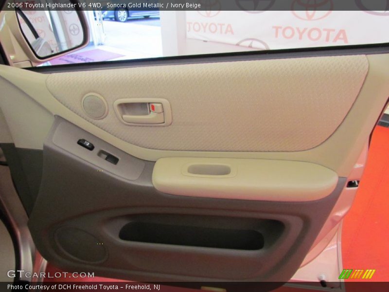 Sonora Gold Metallic / Ivory Beige 2006 Toyota Highlander V6 4WD