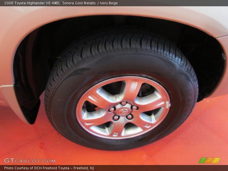 Sonora Gold Metallic / Ivory Beige 2006 Toyota Highlander V6 4WD