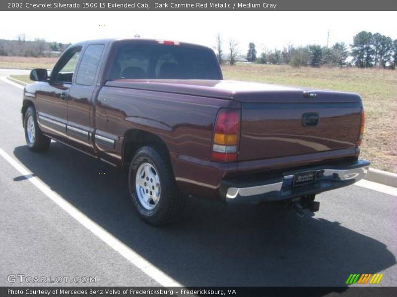 Dark Carmine Red Metallic / Medium Gray 2002 Chevrolet Silverado 1500 LS Extended Cab