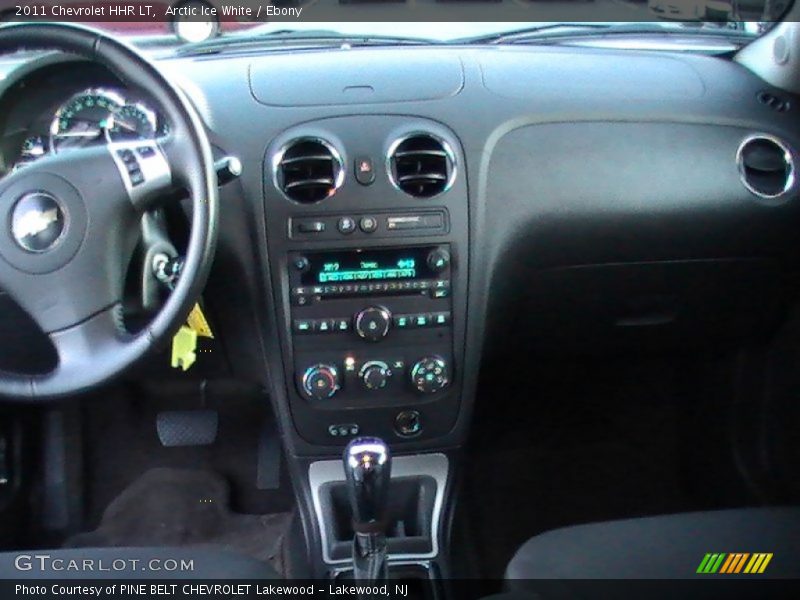 Arctic Ice White / Ebony 2011 Chevrolet HHR LT