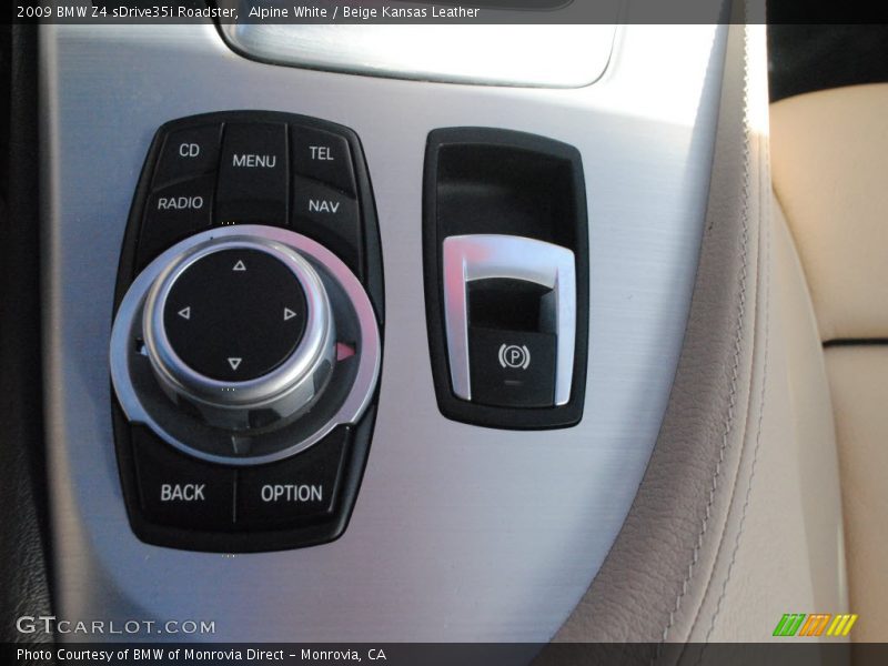 Controls of 2009 Z4 sDrive35i Roadster