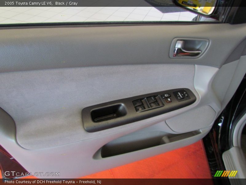 Black / Gray 2005 Toyota Camry LE V6