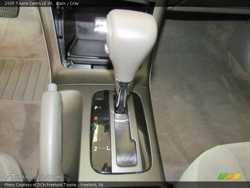 Black / Gray 2005 Toyota Camry LE V6