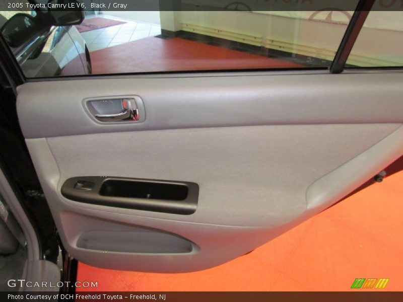 Black / Gray 2005 Toyota Camry LE V6