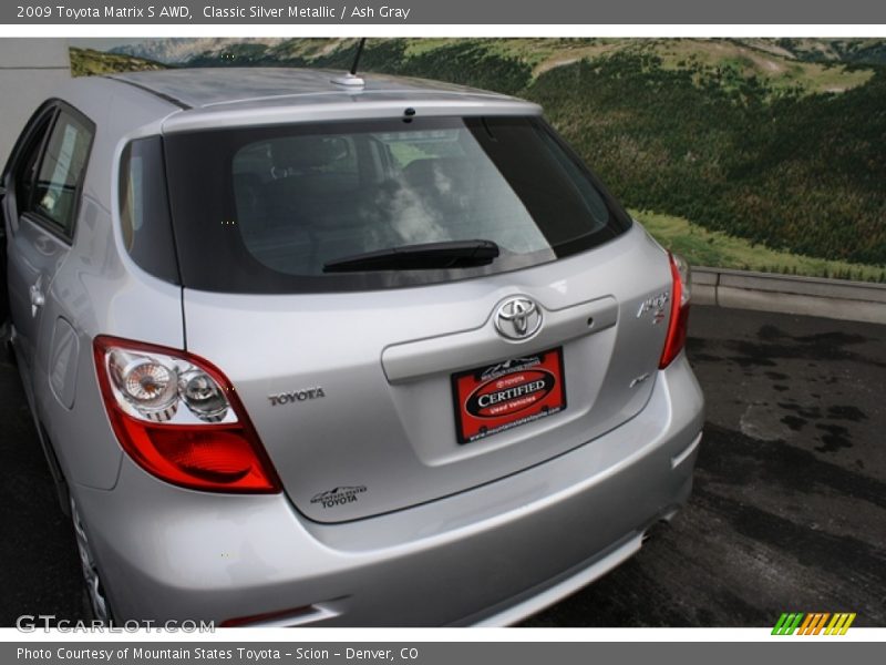 Classic Silver Metallic / Ash Gray 2009 Toyota Matrix S AWD