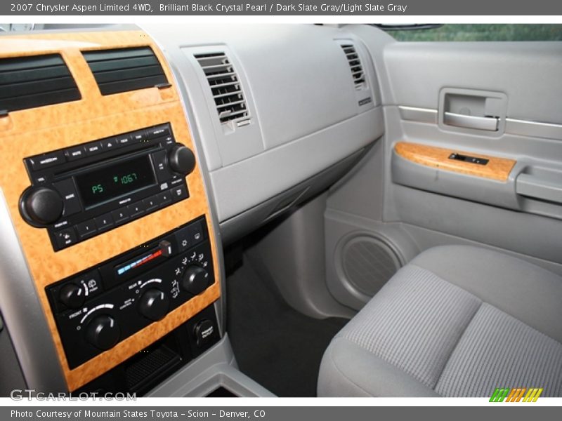 Brilliant Black Crystal Pearl / Dark Slate Gray/Light Slate Gray 2007 Chrysler Aspen Limited 4WD