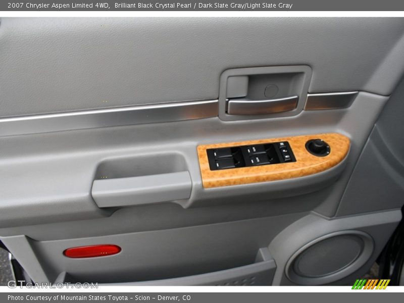 Brilliant Black Crystal Pearl / Dark Slate Gray/Light Slate Gray 2007 Chrysler Aspen Limited 4WD
